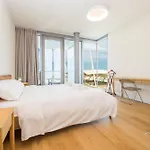 Daire Waterfront Lux | 2br | A/c| Parking By Tilo Cenova