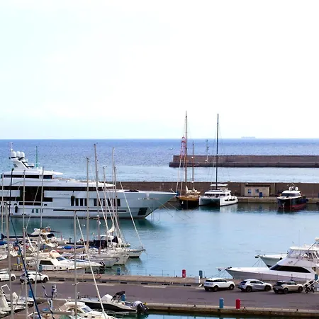 Waterfront Lux | 2br | A/c| Parking By Tilo