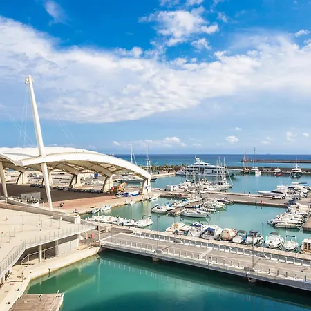 Waterfront Lux | 2br | A/c| Parking By Tilo Daire Cenova