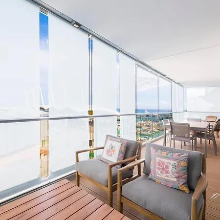 Waterfront Lux | 2br | A/c| Parking By Tilo