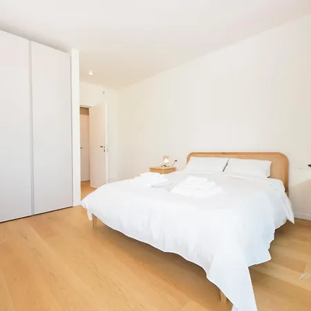 Waterfront Lux | 2br | A/c| Parking By Tilo Apartment Genua